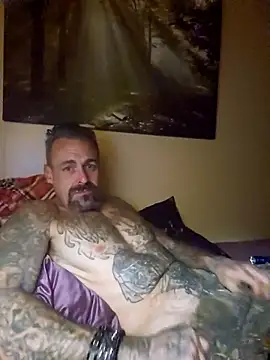 Snapshot of sethdarby chatting on October 22, 2025, 5:18 am sethdarby online show from October 22, 2025, 5:18 am