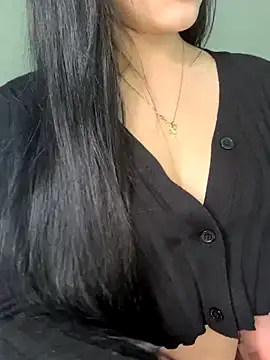 Snapshot of Donna11 chatting on December 4, 2025, 3:38 am Donna11 online show from December 4, 2025, 3:38 am