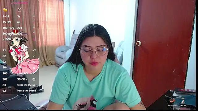 Snapshot of Hanna-11 chatting on October 24, 2025, 8:19 pm Hanna-11 online show from October 24, 2025, 8:19 pm