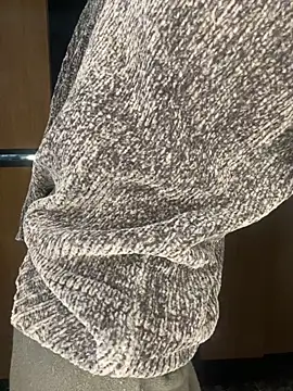 Snapshot of sunset24 chatting on November 9, 2025, 11:36 am sunset24 online show from November 9, 2025, 11:36 am