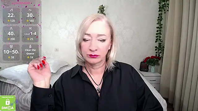 Snapshot of hunters_woman chatting on November 18, 2025, 3:26 pm hunters woman online show from November 18, 2025, 3:26 pm