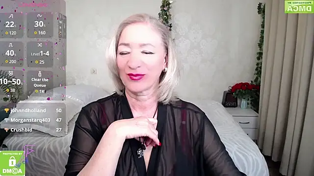 hunters woman online show from April 28, 2026, 2:27 am