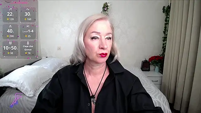 Snapshot of hunters_woman chatting on June 14, 2026, 4:52 pm hunters woman online show from June 14, 2026, 4:52 pm