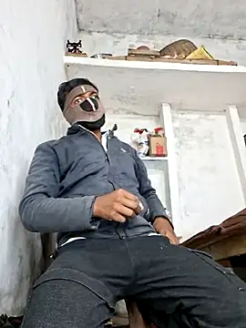 RAYI Queen 3 online show from January 5, 2026, 11:41 pm