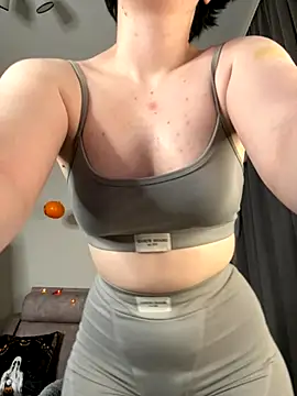 Snapshot of RinaShy chatting on October 23, 2025, 5:17 am RinaShy online show from October 23, 2025, 5:17 am