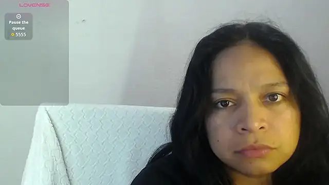 Snapshot of Sara_cute92 chatting on October 30, 2025, 5:06 am Sara cute92 online show from October 30, 2025, 5:06 am