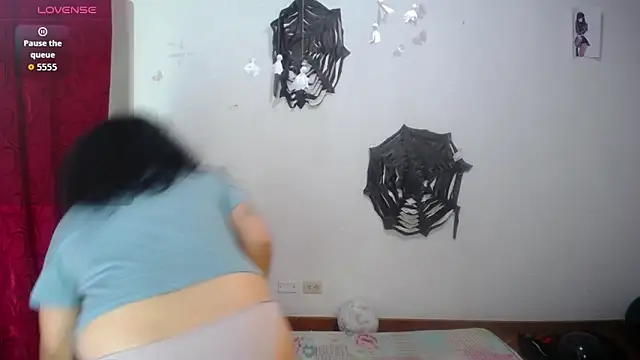 Snapshot of Sara_cute92 chatting on October 27, 2025, 5:30 am Sara cute92 online show from October 27, 2025, 5:30 am