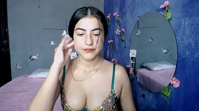 Snapshot of Karina_sweet1 chatting on October 30, 2025, 4:26 pm Karina sweet1 online show from October 30, 2025, 4:26 pm