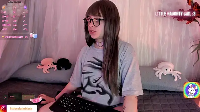 Aurora blaack online show from November 10, 2025, 6:02 pm