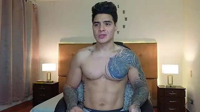 Snapshot of Steven_Velez chatting on June 20, 2026, 12:04 am Steven Velez online show from June 20, 2026, 12:04 am