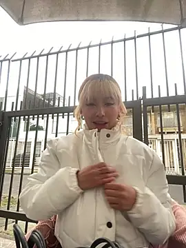 Sallem Pink online show from January 14, 2026, 11:25 am