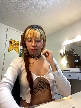 Sallem Pink online show from October 15, 2025, 11:18 am