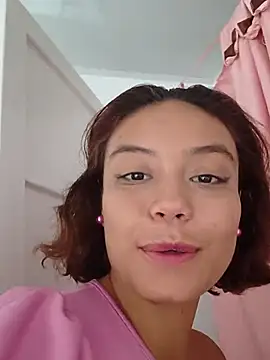 Snapshot of TamaraMera chatting on May 9, 2026, 3:59 pm TamaraMera online show from May 9, 2026, 3:59 pm