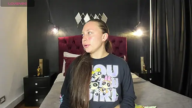 Snapshot of Widny_Beaumont chatting on October 26, 2025, 3:40 am Widny Beaumont online show from October 26, 2025, 3:40 am