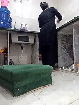 kajal 01raj online show from November 18, 2025, 3:54 am