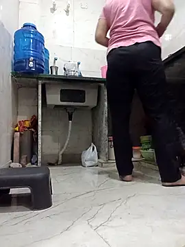 kajal 01raj online show from November 12, 2025, 3:21 am