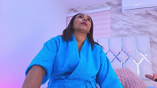 cataleya ebony  online show from April 23, 2026, 3:02 am