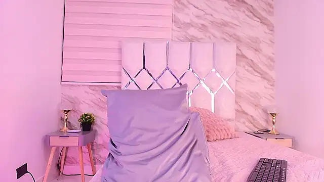 cataleya ebony  online show from March 4, 2026, 3:03 am