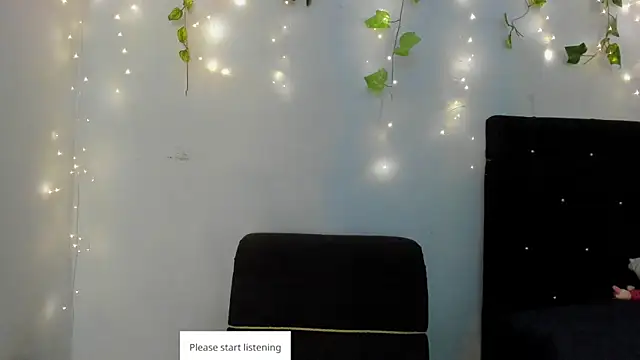Snapshot of MeganHoffmaan chatting on May 28, 2026, 5:52 pm MeganHoffmaan online show from May 28, 2026, 5:52 pm