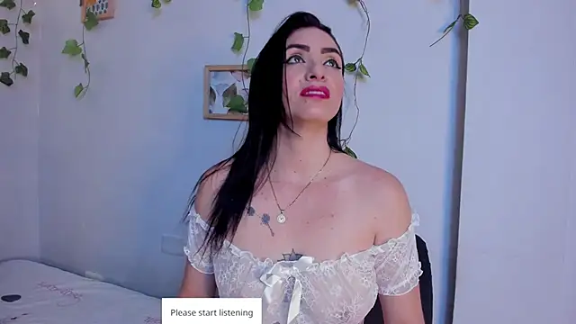 Snapshot of MeganHoffmaan chatting on May 22, 2026, 6:50 pm MeganHoffmaan online show from May 22, 2026, 6:50 pm