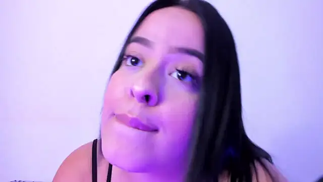 Renata reyes11 online show from September 24, 2025, 7:53 pm