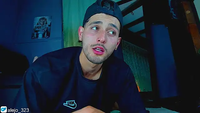 alejo  323   online show from October 17, 2025, 1:42 am