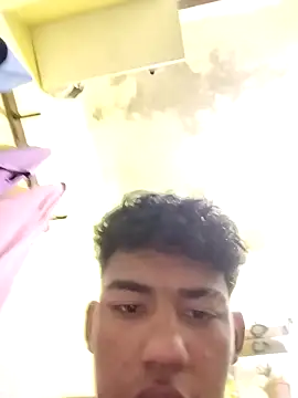 Snapshot of Lale-Adrian chatting on November 27, 2025, 10:10 pm Lale-Adrian online show from November 27, 2025, 10:10 pm