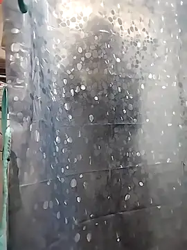 Snapshot of Lale-Adrian chatting on December 4, 2025, 9:03 pm Lale-Adrian online show from December 4, 2025, 9:03 pm