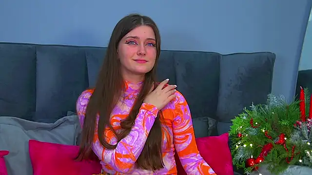 JessicaJewells online show from December 3, 2025, 6:40 pm