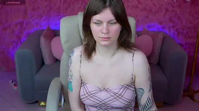 TinaMelt online show from May 2, 2026, 6:46 pm