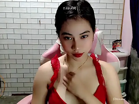 Snapshot of Rainea149 chatting on February 25, 2026, 5:51 am Rainea149 online show from February 25, 2026, 5:51 am