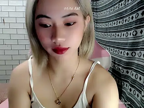 Rainea149 online show from October 26, 2025, 3:18 am