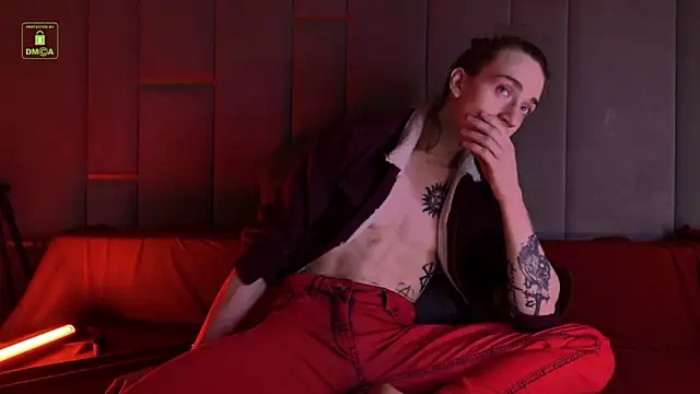 Snapshot of ares_pallini chatting on October 31, 2025, 10:34 am ares pallini online show from October 31, 2025, 10:34 am