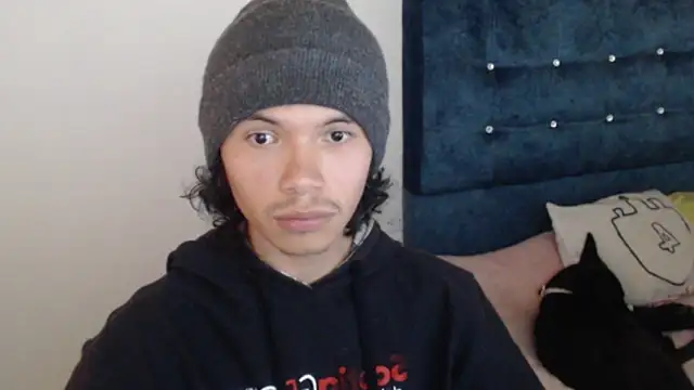 Xoxo Smiles online show from September 13, 2025, 6:41 pm