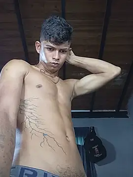 Snapshot of God_Eros_23cm chatting on May 25, 2026, 11:20 am God Eros 23cm online show from May 25, 2026, 11:20 am