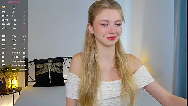 KelsiWest online show from September 20, 2025, 5:45 am