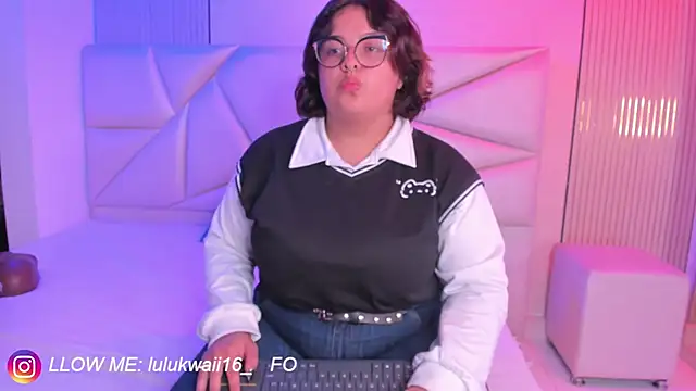 lulukawai16 online show from April 22, 2026, 7:09 pm