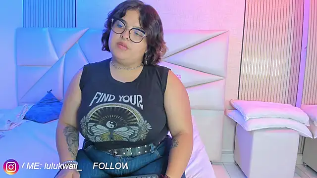 lulukawai16 online show from April 21, 2026, 7:09 pm