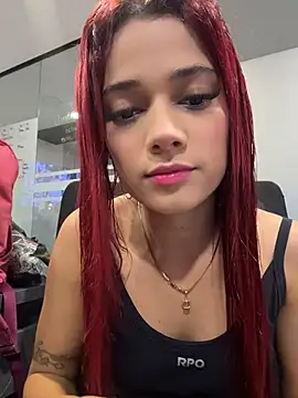 Snapshot of amber_sparkle chatting on June 10, 2026, 12:39 pm amber sparkle online show from June 10, 2026, 12:39 pm