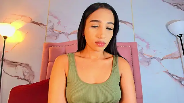 AlyaThompson online show from June 19, 2026, 4:18 am