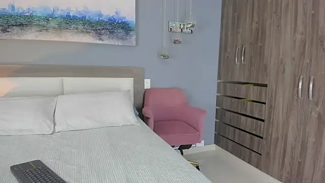 Snapshot of Abby-Torres chatting on October 24, 2025, 3:49 am Abby-Torres online show from October 24, 2025, 3:49 am