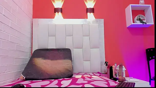 Snapshot of Horny_ebonys chatting on November 8, 2025, 8:12 pm Horny ebonys online show from November 8, 2025, 8:12 pm