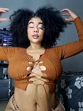 Snapshot of Yerystar chatting on October 23, 2025, 3:16 am Yerystar online show from October 23, 2025, 3:16 am