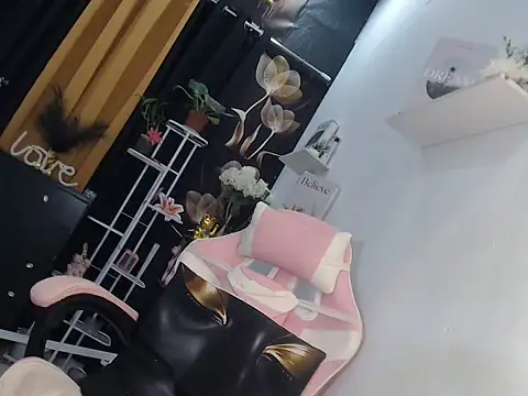 Snapshot of miss_ning chatting on June 13, 2026, 5:49 am miss ning online show from June 13, 2026, 5:49 am