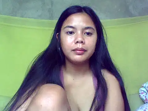 Snapshot of sweet_heaven00 chatting on October 17, 2025, 1:53 am sweet heaven00 online show from October 17, 2025, 1:53 am