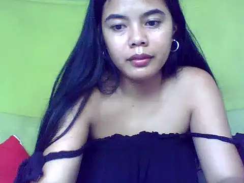 Snapshot of sweet_heaven00 chatting on October 16, 2025, 2:09 am sweet heaven00 online show from October 16, 2025, 2:09 am