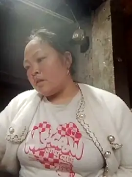 MaySweetb online show from February 5, 2026, 2:40 am