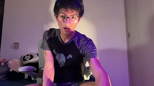 Snapshot of Angel_bunny2 chatting on September 11, 2025, 1:16 am Angel bunny2 online show from September 11, 2025, 1:16 am