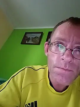 arturlambert online show from October 22, 2025, 12:37 pm
