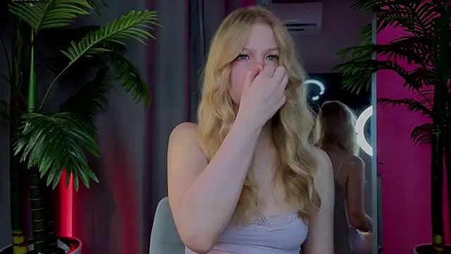 emilyshepar d online show from February 26, 2026, 6:02 am